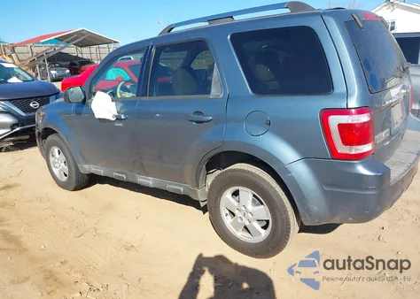 2011 Ford Escape Limited из США, поврежденный, VIN 1FMCU0E72BKB56938